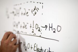 استوکیومتری چیست و چه کاربردی در شیمی دارد؟