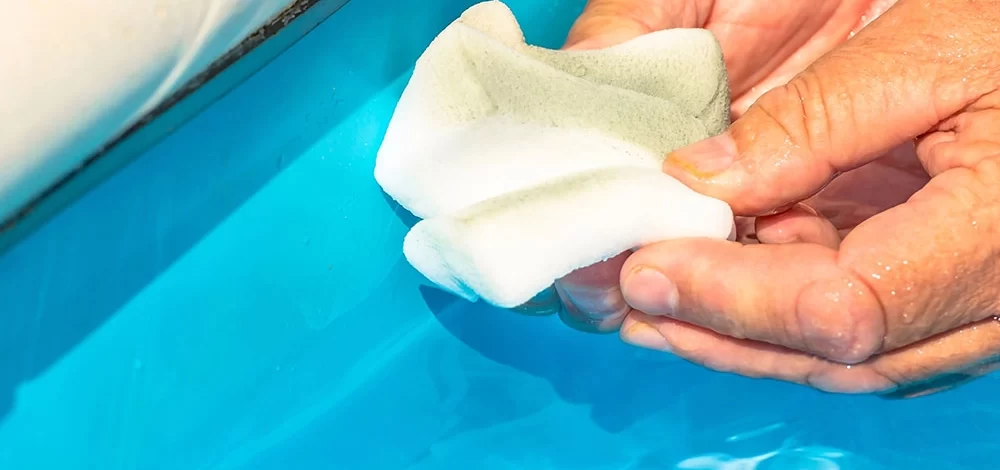 راه های ساده برای پیدا کردن نشتی آب استخر و رفع آن