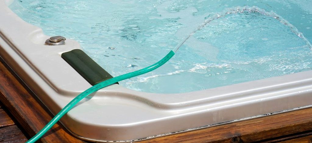 روش حذف بیوفیلم از استخر شنا و جکوزی